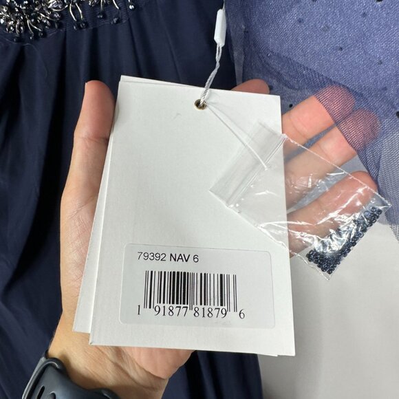 NWT Mac Duggal Embellished One Shoulder Draped Gown 6 Navy #8144 - Picture 7 of 9